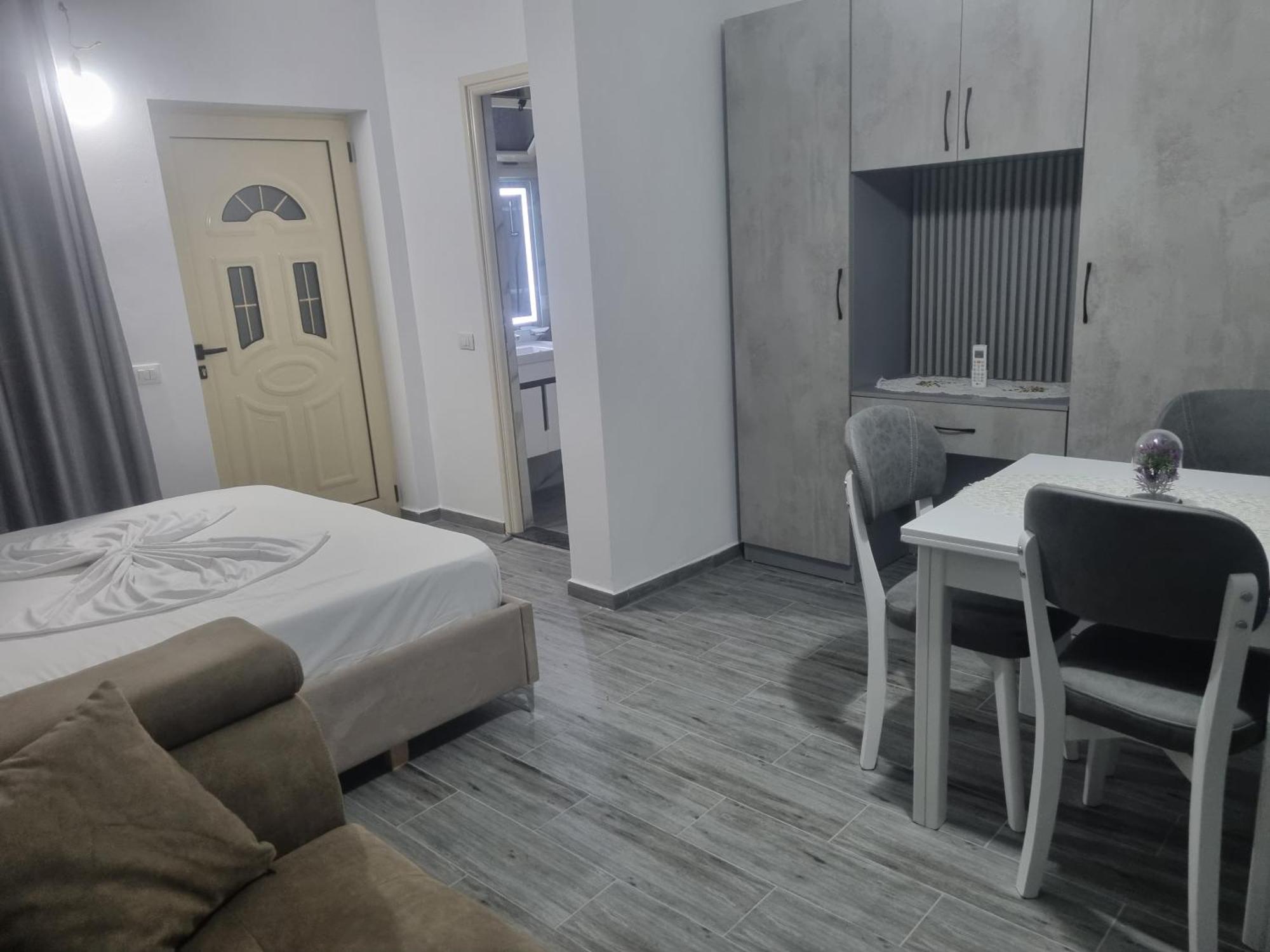 Vila Megi-Rent Room Vlorë Eksteriør bilde