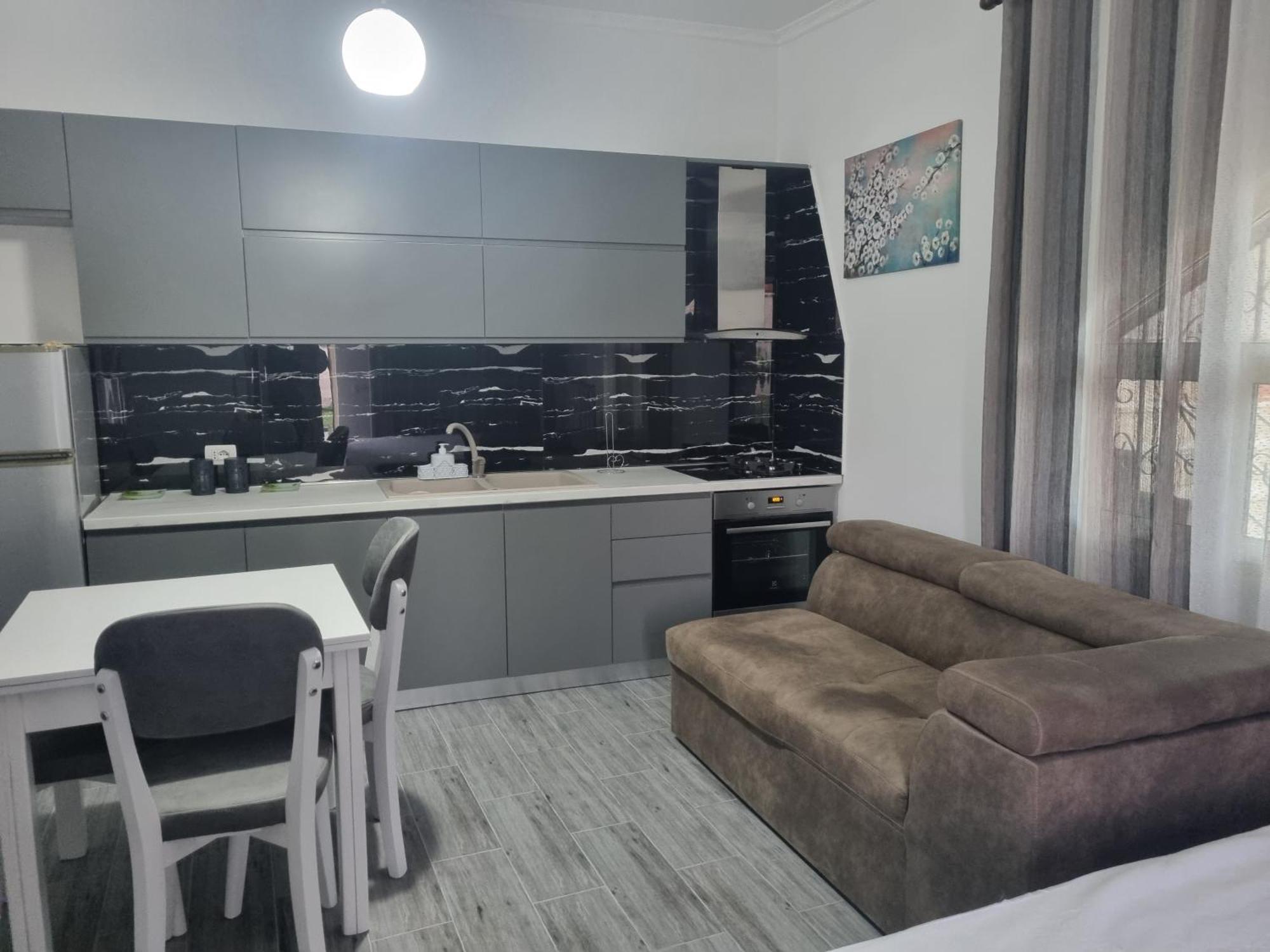 Vila Megi-Rent Room Vlorë Eksteriør bilde