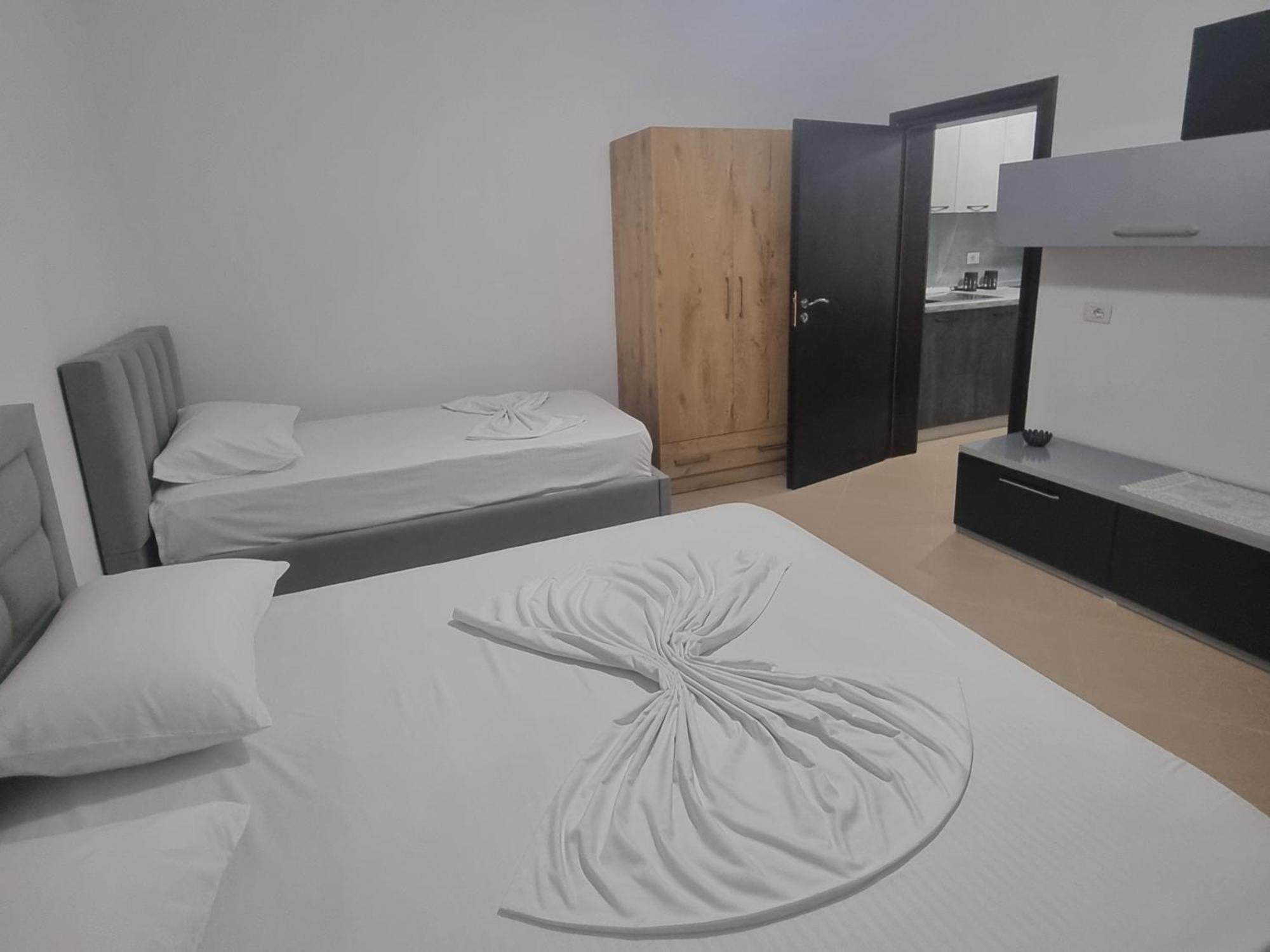 Vila Megi-Rent Room Vlorë Eksteriør bilde