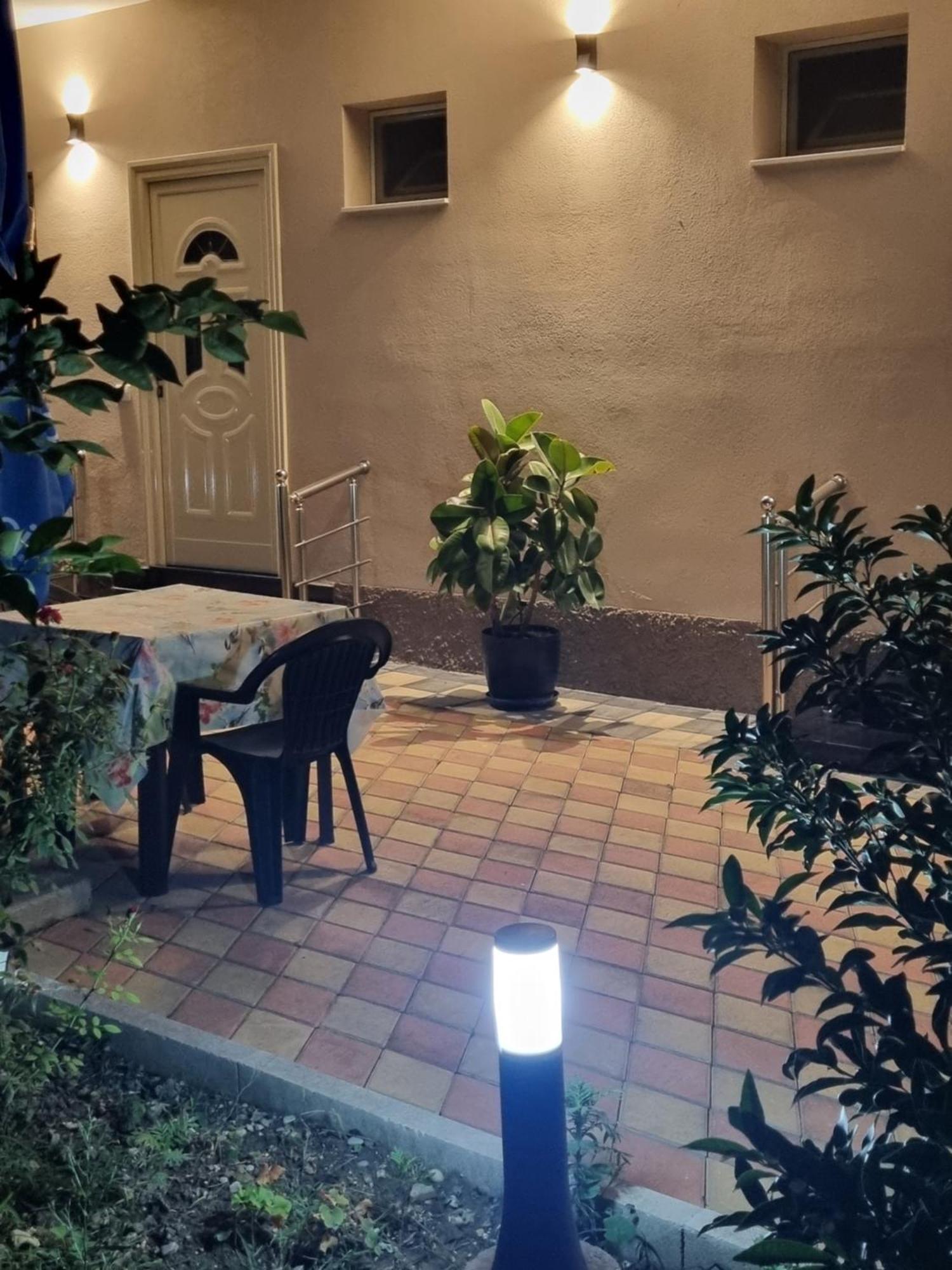 Vila Megi-Rent Room Vlorë Eksteriør bilde